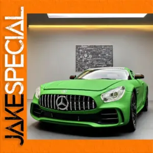 Mercedes Benz AMG GTR 1:24 Diecast Model