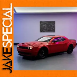 Dodge Challenger Hellcat SRT 1:24 Scale Model