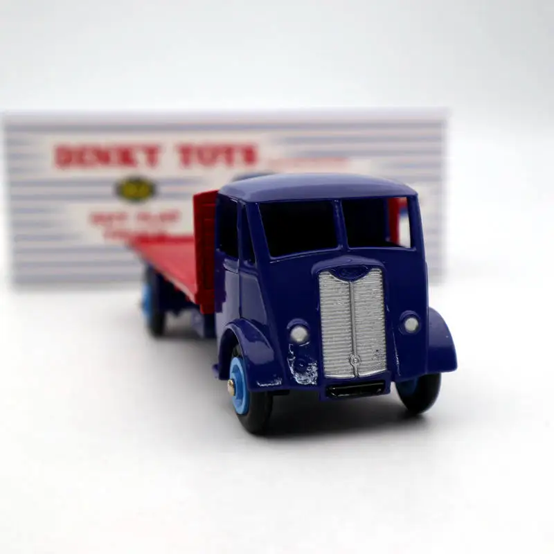 Dinky Toys 512 Diecast Flatbed Truck Model 4 Dinky Toys 512 Diecast Flatbed Truck Model - Image 4