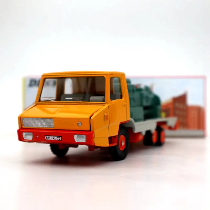 Atlas Dinky Toys 569P Berliet Truck Model 4 Atlas Dinky Toys 569P Berliet Truck Model - Image 4