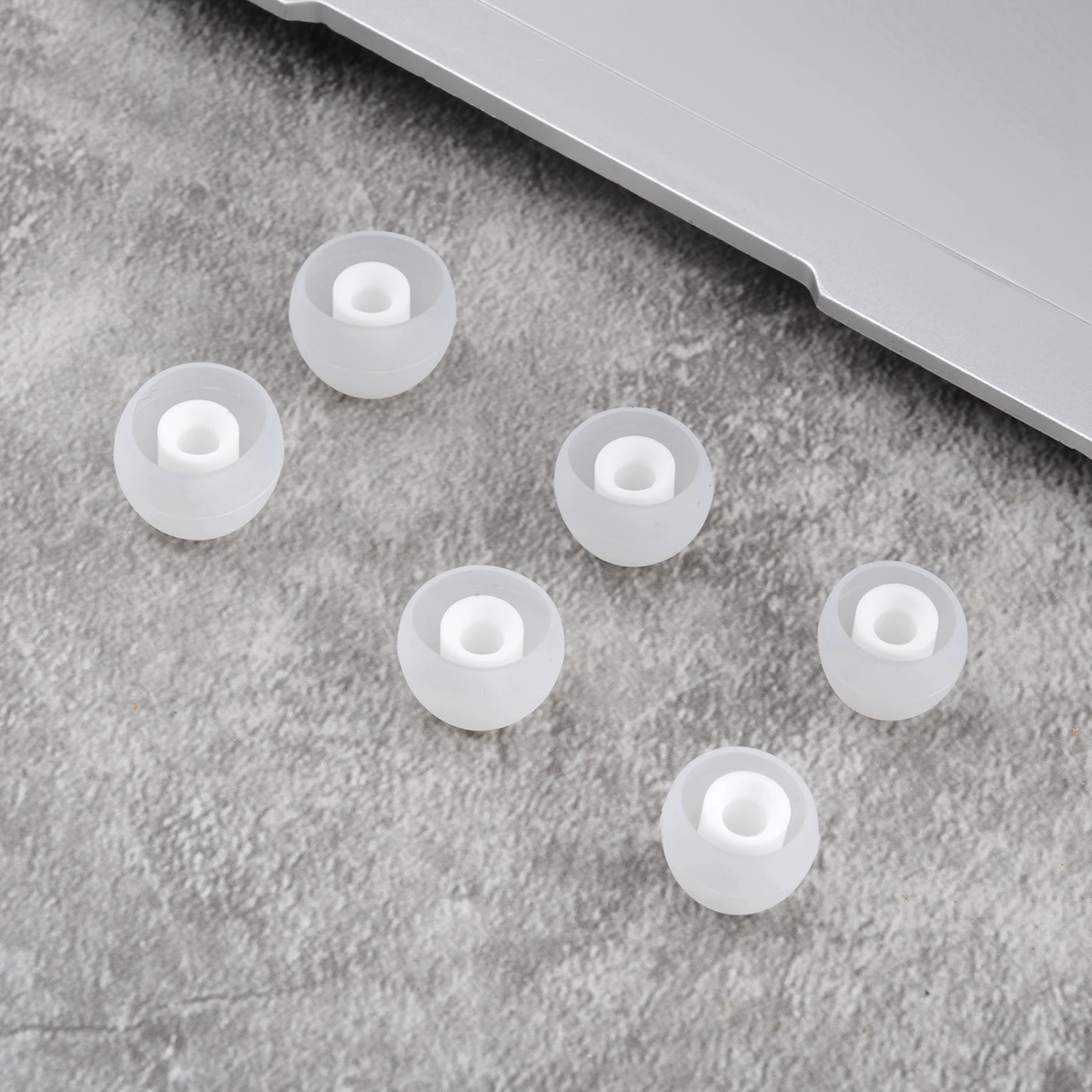 Silicone Ear Tip Set for Lenovo and JBL Headphones 7 Silicone Ear Tip Set for Lenovo and JBL Headphones - Image 7