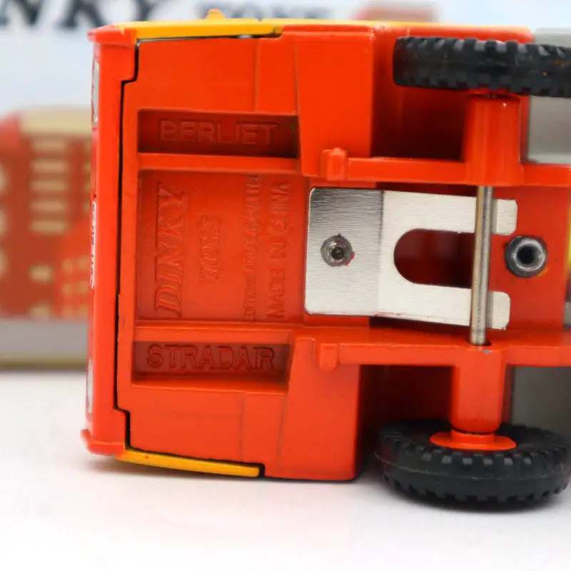 Atlas Dinky Toys 569P Berliet Truck Model 6 Atlas Dinky Toys 569P Berliet Truck Model - Image 6