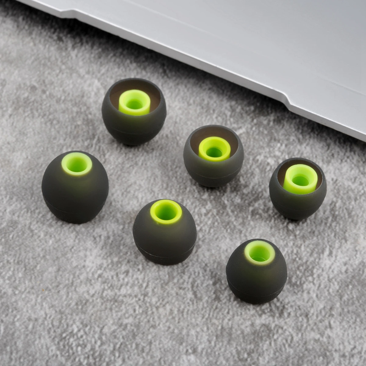 Silicone Ear Tip Set for Lenovo and JBL Headphones 8 Silicone Ear Tip Set for Lenovo and JBL Headphones - Image 8