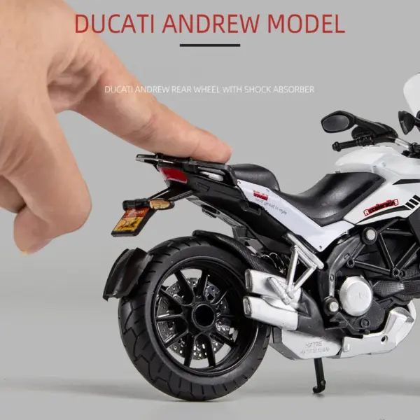 1/12 Scale Ducati MTS Enduro Diecast Model - Image 4
