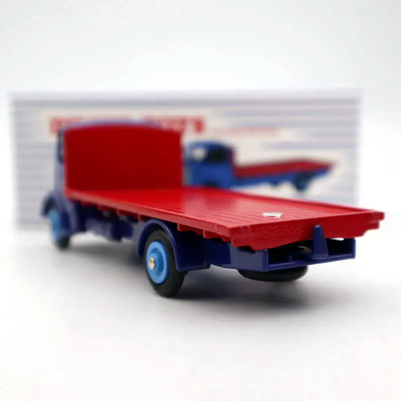 Dinky Toys 512 Diecast Flatbed Truck Model 3 Dinky Toys 512 Diecast Flatbed Truck Model - Image 3
