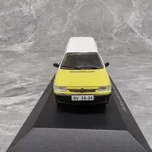 1:43 Scale Skoda Felicia Van Plus Model 6 S011d7cac77224ff889ec8801bada5c71F