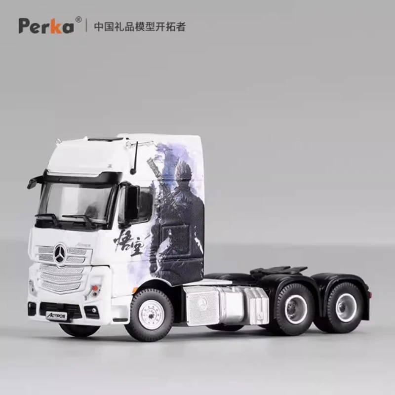 Perka 1:64 Alloy Truck Head Model Ornament 3 Perka 1:64 Alloy Truck Head Model Ornament - Image 3