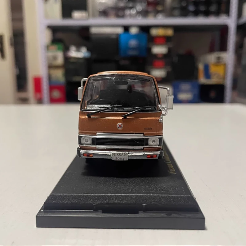 Norev 1:43 Nissan Homy E23 1980 Model 5 Norev 1:43 Nissan Homy E23 1980 Model - Image 5