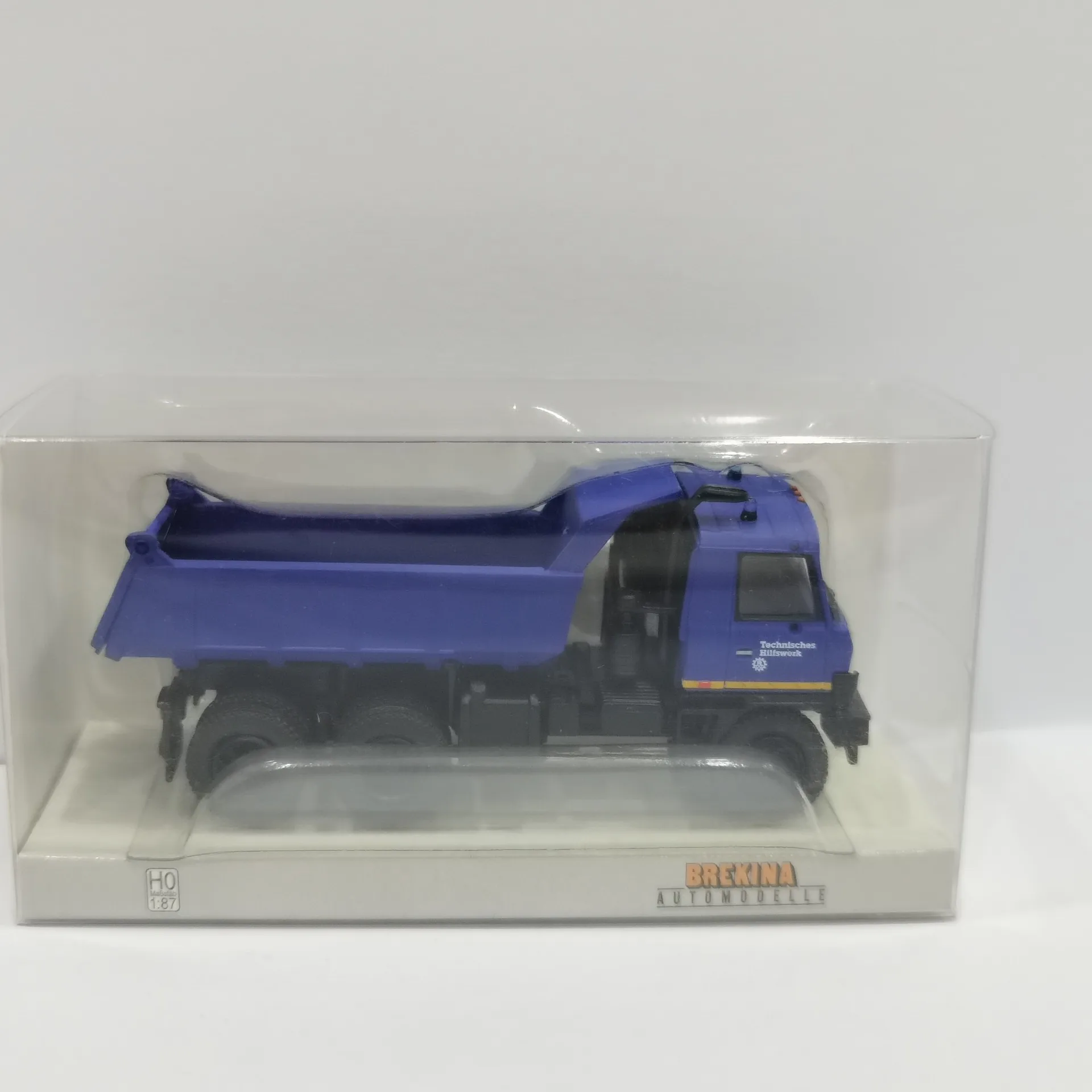 Diecast Tatra 815 Kipper Dump Truck Model 6 Diecast Tatra 815 Kipper Dump Truck Model - Image 6