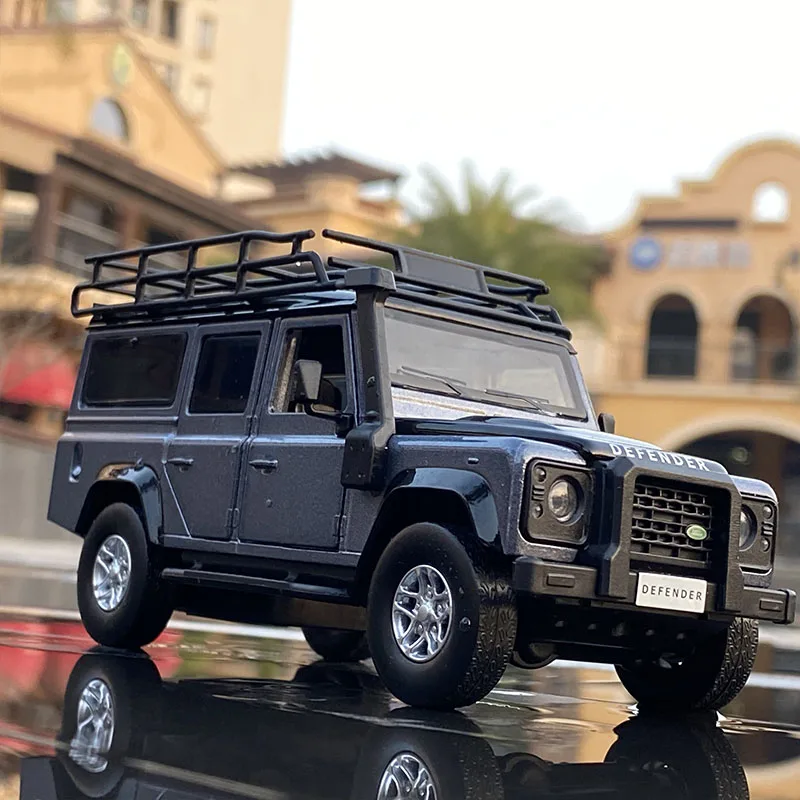 1:32 Orange Land Rover Defender Diecast Model 3 1:32 Orange Land Rover Defender Diecast Model - Image 3