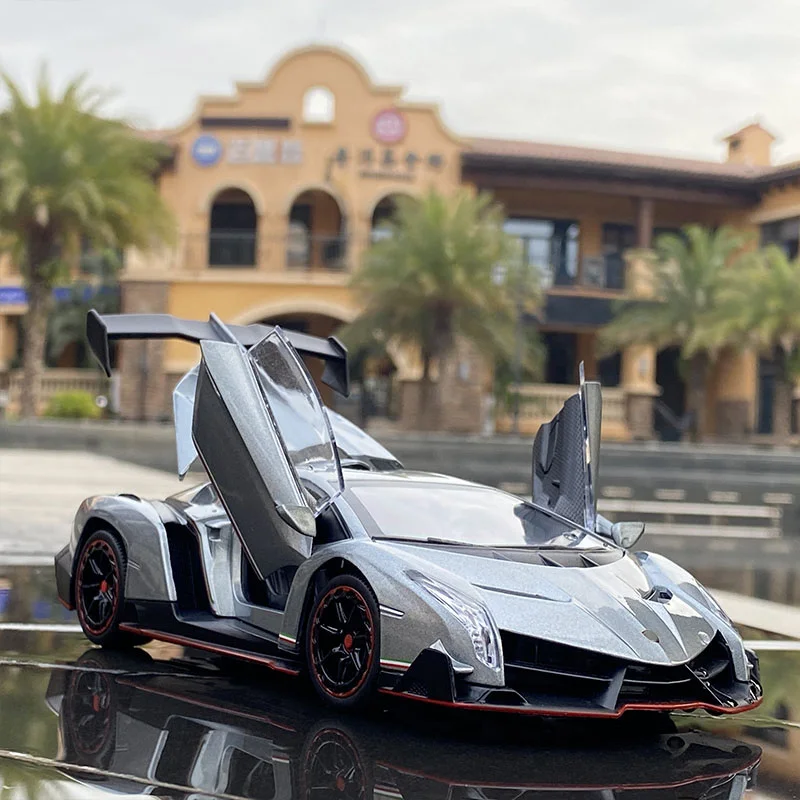 1:32 Scale Diecast Lamborghini Veneno Model 2 1:32 Scale Diecast Lamborghini Veneno Model - Image 2