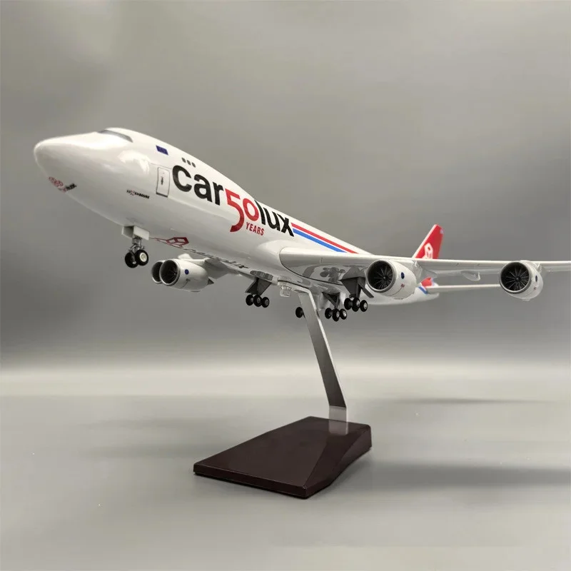1:160 Scale Cargolux 747-8F Airplane Model 4 1:160 Scale Cargolux 747-8F Airplane Model - Image 4