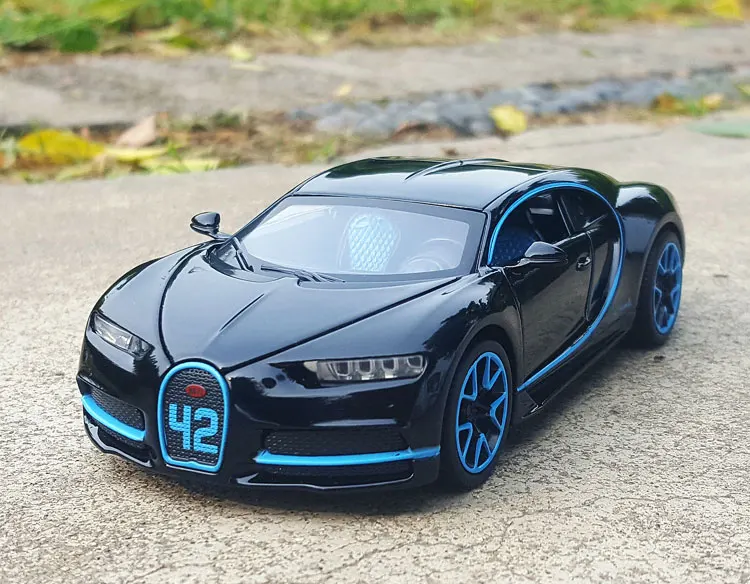 1:32 Diecast Bugatti Chiron Model in Blue 8 1:32 Diecast Bugatti Chiron Model in Blue - Image 8