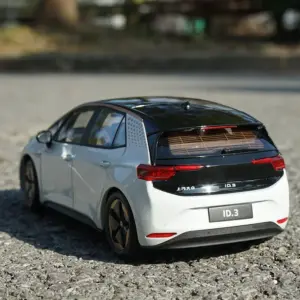 1:18 Scale Diecast White ID.3 SUV Model 10 S08135bfc8a864876927a4ff37d3293e0c