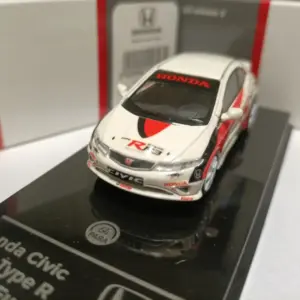 S0917dd225bd048a6ad2fded497f4ca993