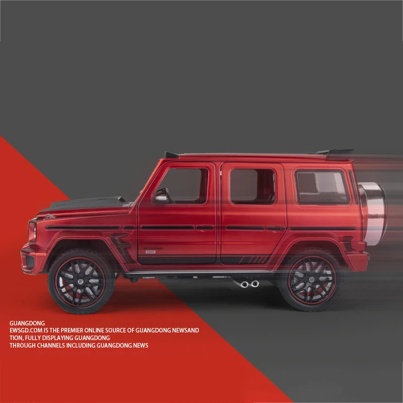1:24 Scale Diecast Metal Luxury SUV Model 4 1:24 Scale Diecast Metal Luxury SUV Model - Image 4