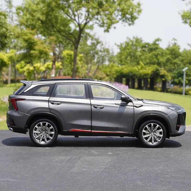 1:18 Scale Diecast ChangAn CS75 Plus Model SUV 2 1:18 Scale Diecast ChangAn CS75 Plus Model SUV - Image 2