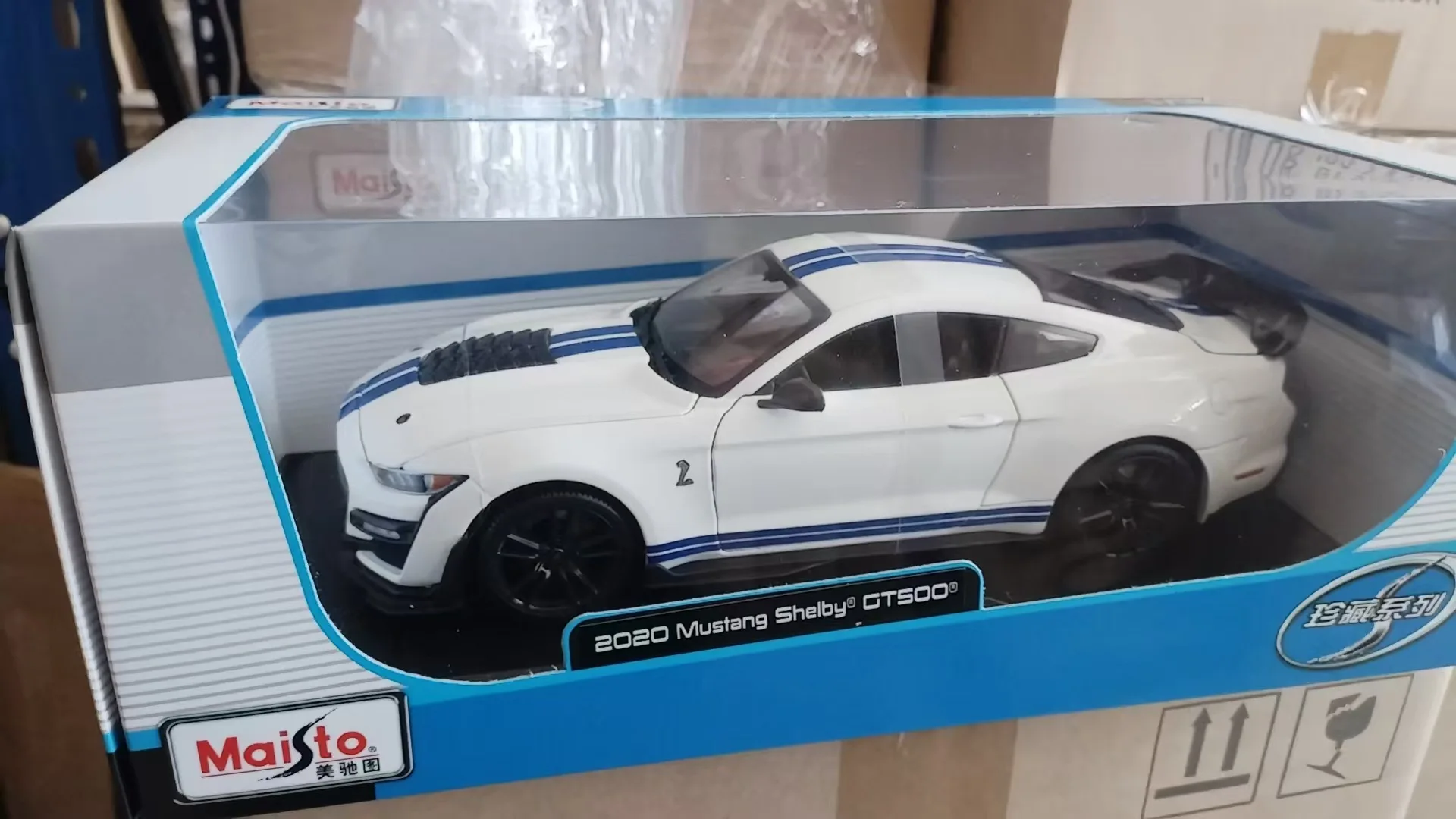 2020 Ford Mustang Shelby GT500 Diecast Model 14 2020 Ford Mustang Shelby GT500 Diecast Model - Image 14