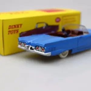 1:43 Scale Ford Thunderbird Diecast Model Car 7 S0d0207ef16f046adbf02af2bcc703423r