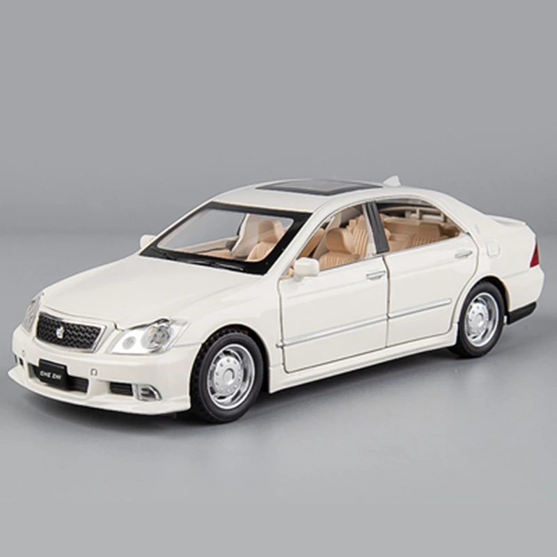 1:32 Scale Black Toyota Crown Diecast Model 8 1:32 Scale Black Toyota Crown Diecast Model - Image 8