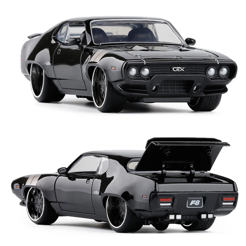 1:24 Scale Plymouth GTX Diecast Model 5 1:24 Scale Plymouth GTX Diecast Model - Image 5
