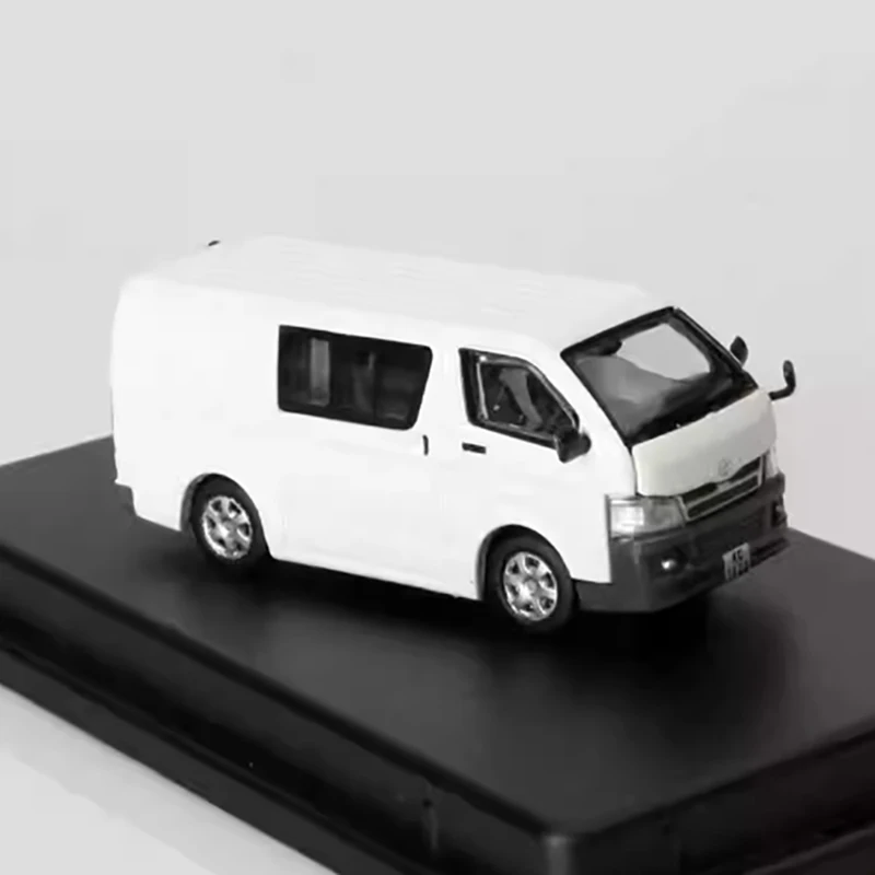 1/76 Scale Toyota Van Diecast Model 5 1/76 Scale Toyota Van Diecast Model - Image 5