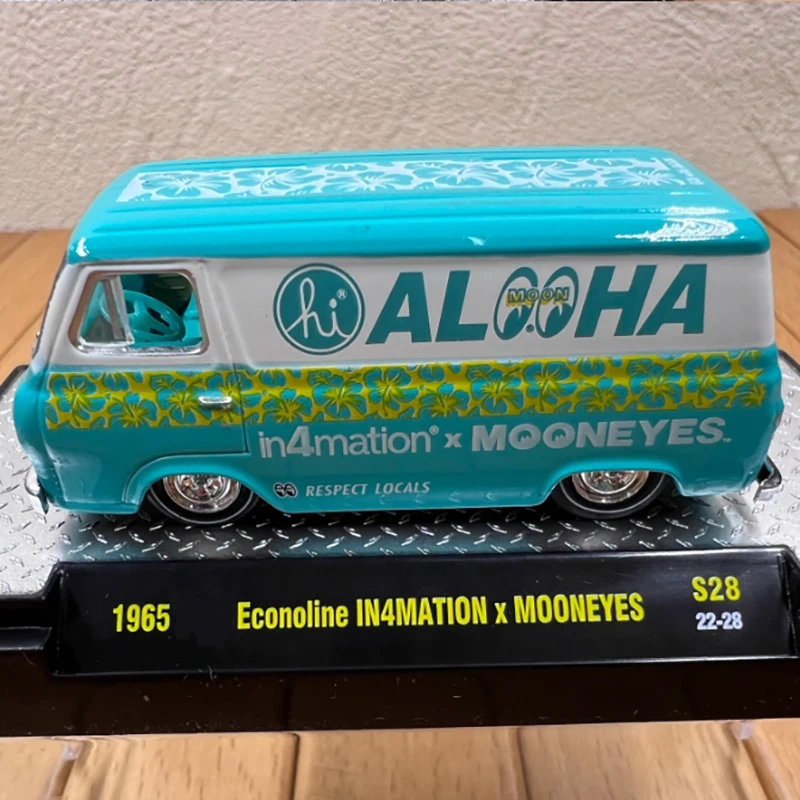 Diecast 1:64 Scale 1965 Ford Econoline Van 3 Diecast 1:64 Scale 1965 Ford Econoline Van - Image 3