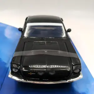 JADA 1:24 Scale 1967 Shelby GT500 Model 6 S11fcc972a9a44d27855fa2d8d0ce1dd07