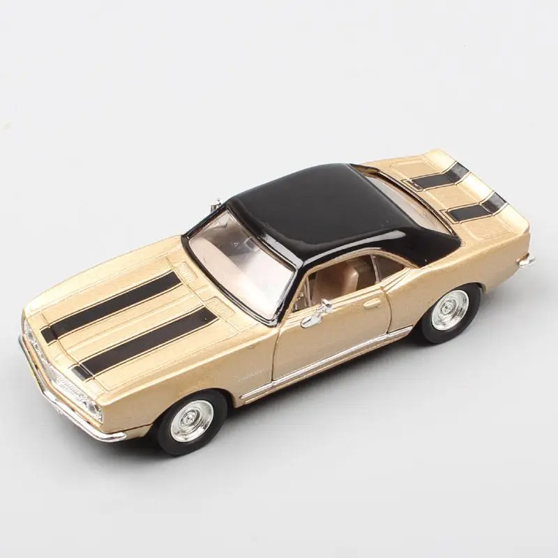 1967 Camaro Z28 1:43 Scale Model Car 8 1967 Camaro Z28 1:43 Scale Model Car - Image 8