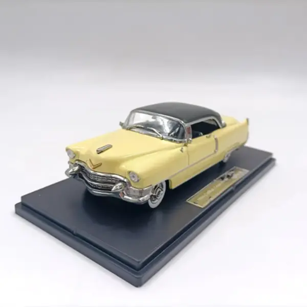 1:43 Scale Cadillac Coupe DeVille Alloy Model - Image 10