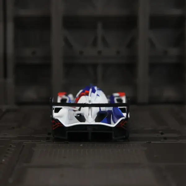 BMW M Hybrid V8 1:45 Alloy Model Car - Image 5