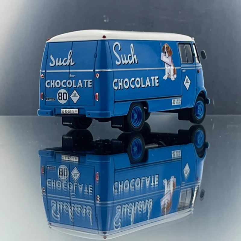 1/43 Scale Mercedes L319 Van Diecast Model 9 1/43 Scale Mercedes L319 Van Diecast Model - Image 9