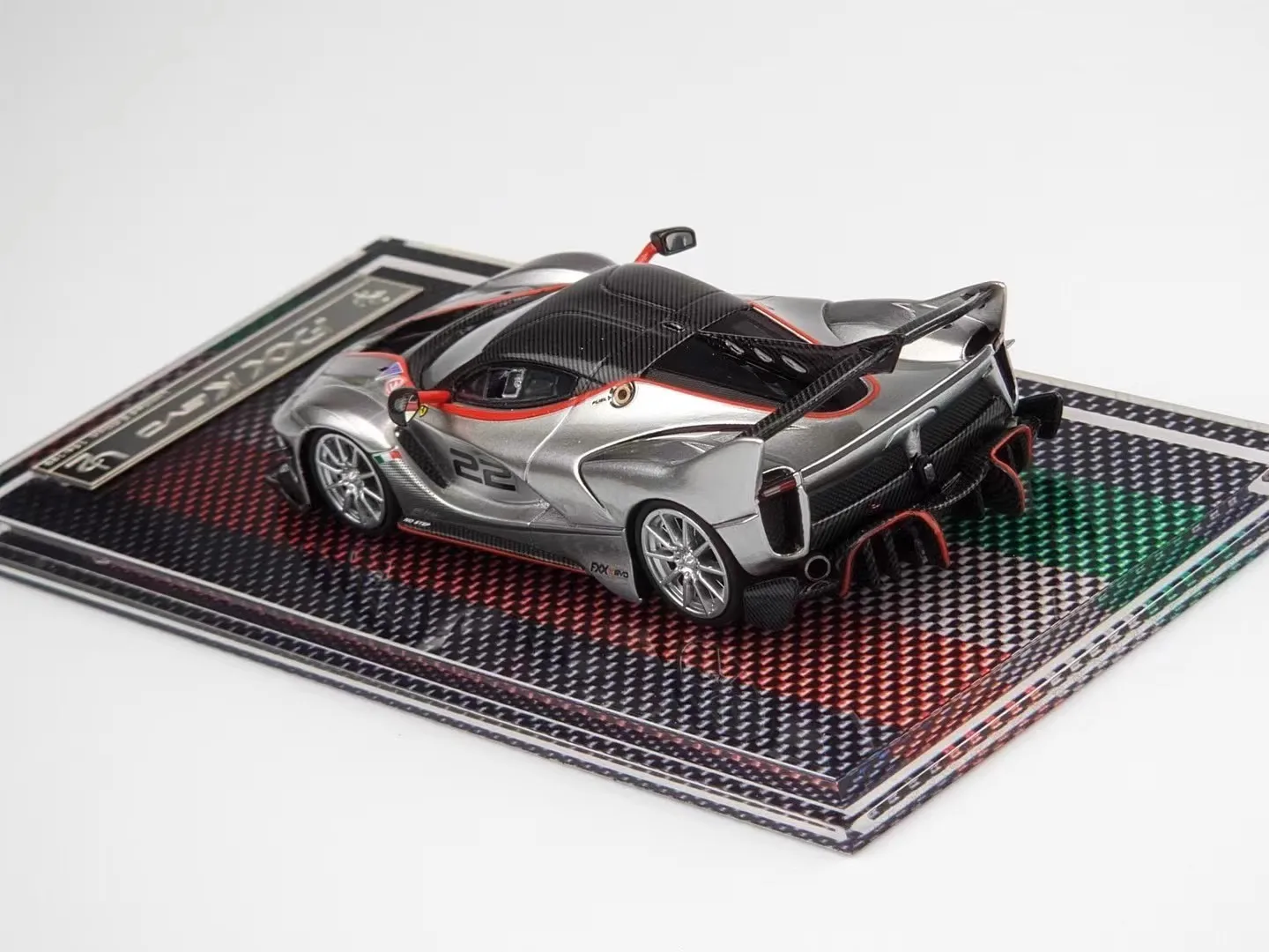 Limited Edition FXX-K-EVO 1:64 Scale Model 13 Limited Edition FXX-K-EVO 1:64 Scale Model - Image 13