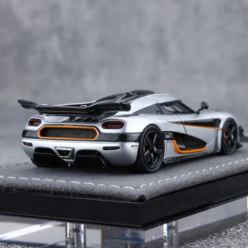 1:64 Koenigsegg One:1 Model by TOMICA 19 1:64 Koenigsegg One:1 Model by TOMICA - Image 19