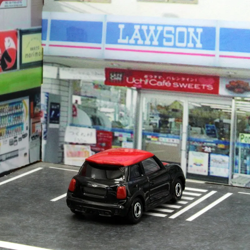 TOMY MINI JOHN COOPER WORKS Diecast Model 4 TOMY MINI JOHN COOPER WORKS Diecast Model - Image 4