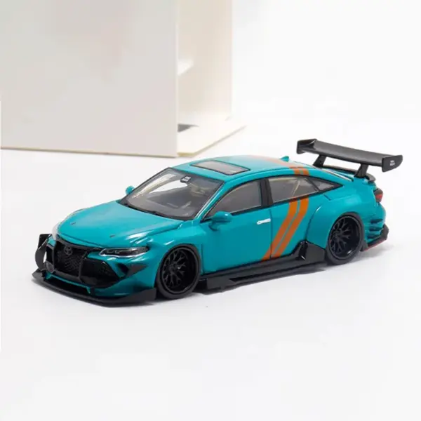1:64 Scale Avalon Mk4 XX50 Alloy Car Model - Image 5