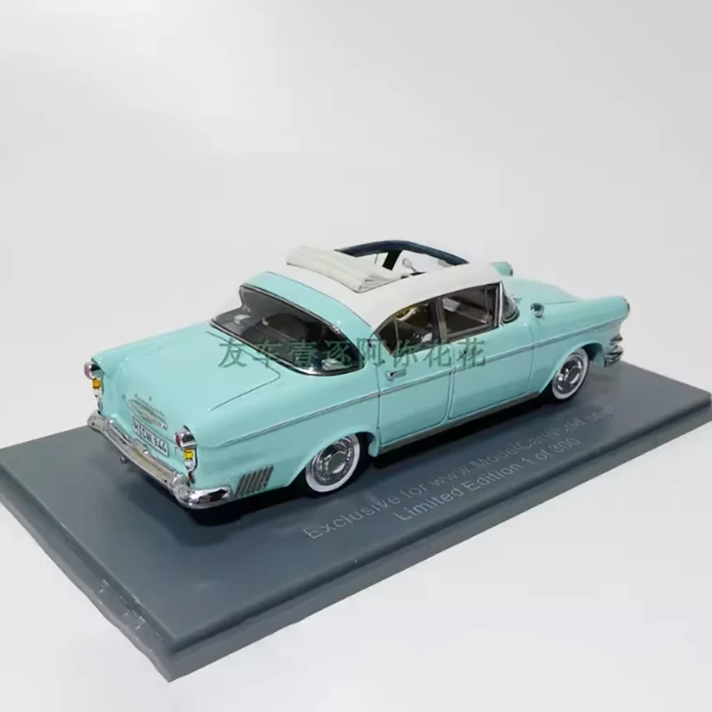 Opel Kapitan 2.5L 1940s Classic Model Car 3 Opel Kapitan 2.5L 1940s Classic Model Car - Image 3