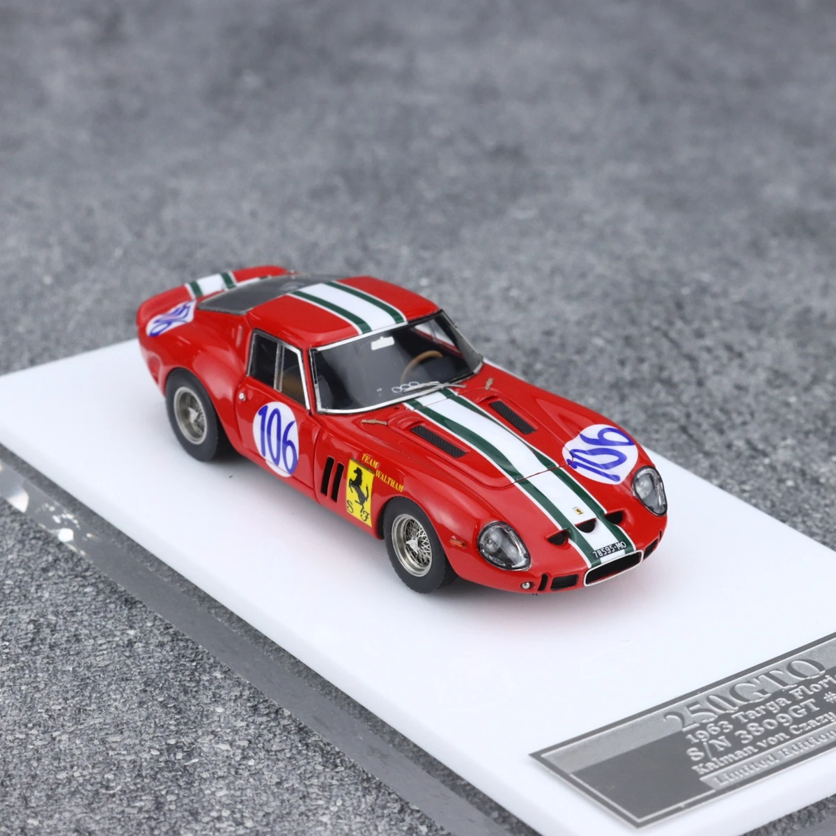 Yuemar 250GTO 1:64 Scale Miniature Cars Set 14 Yuemar 250GTO 1:64 Scale Miniature Cars Set - Image 14