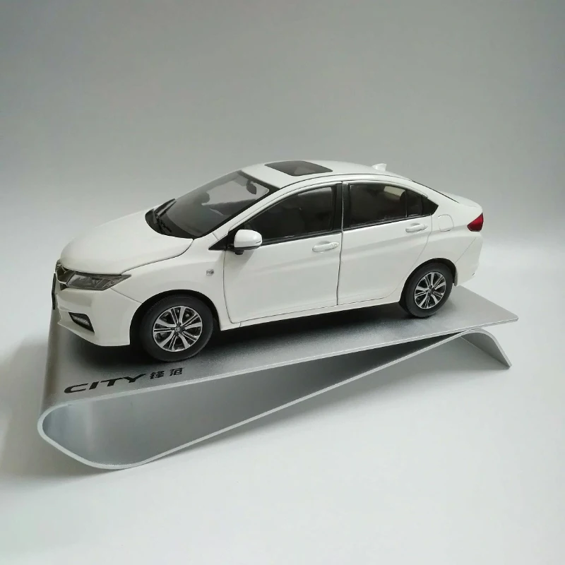 Diecast Model Car 2018 Honda City 1/18 Scale 2 Diecast Model Car 2018 Honda City 1/18 Scale - Image 2