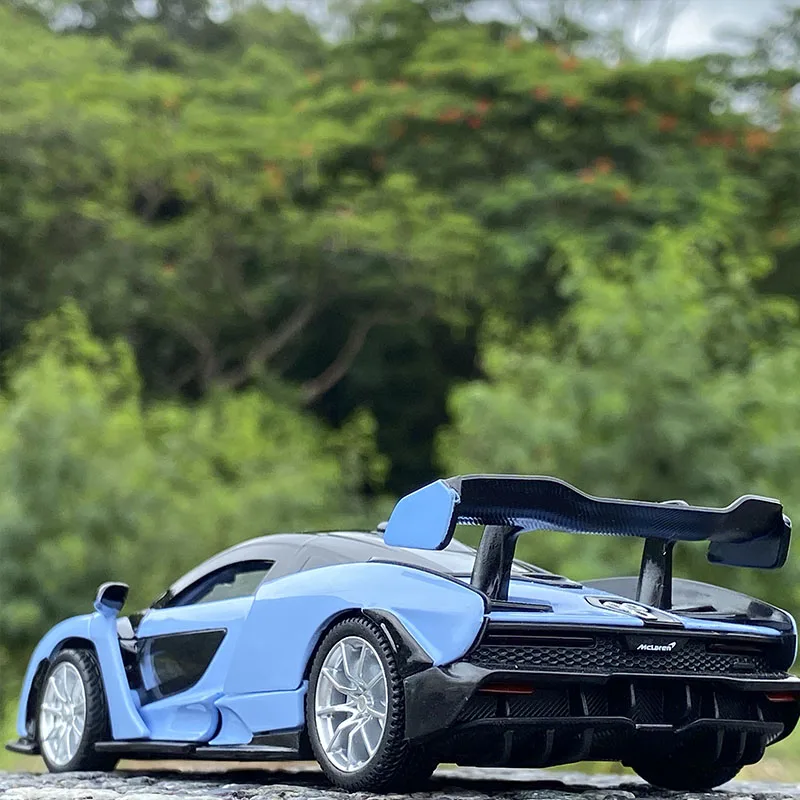 1:32 McLaren Senna Diecast Model Car Blue 6 1:32 McLaren Senna Diecast Model Car Blue - Image 6