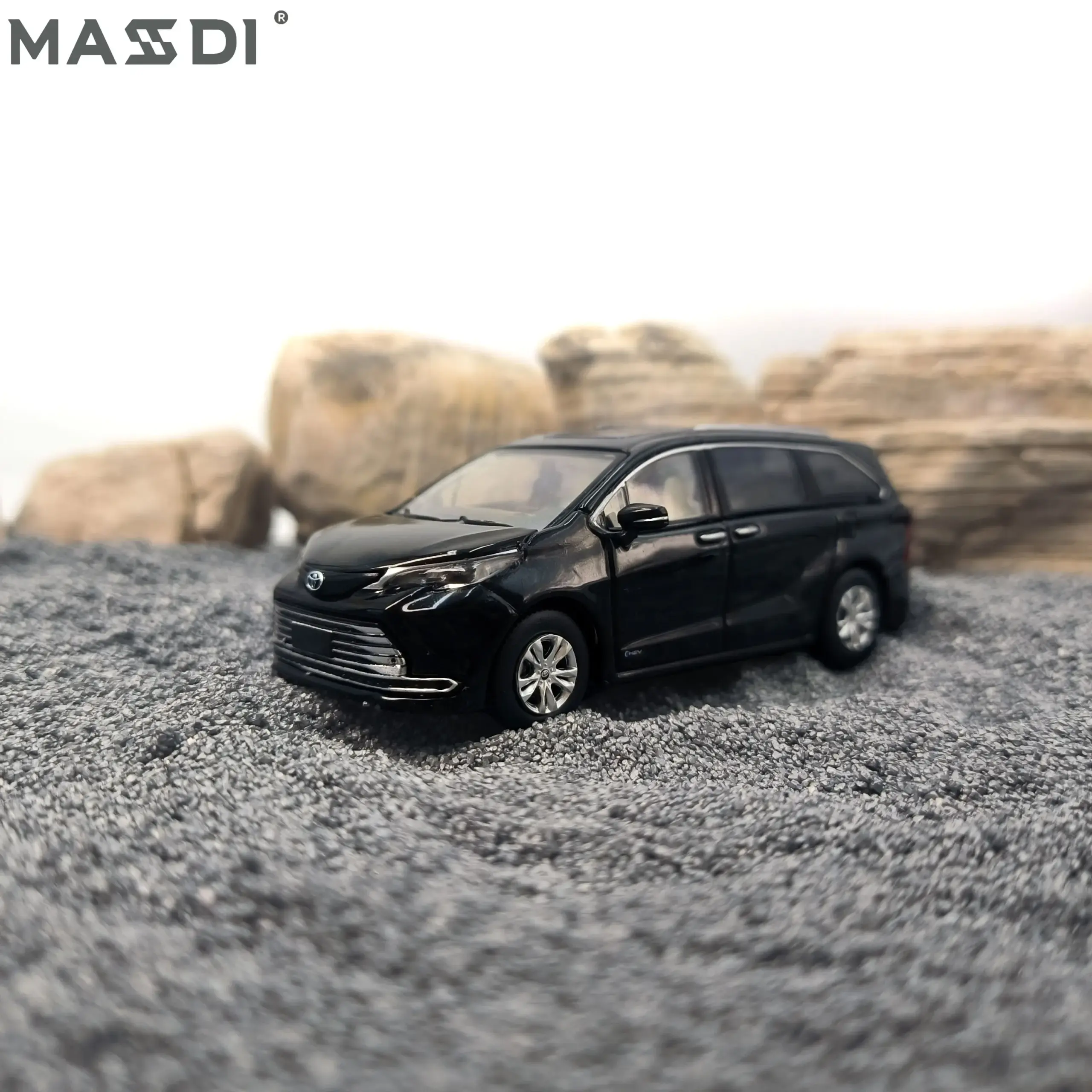 1:64 Toyota Xena 2023 Die-Cast Model Car 3 1:64 Toyota Xena 2023 Die-Cast Model Car - Image 3