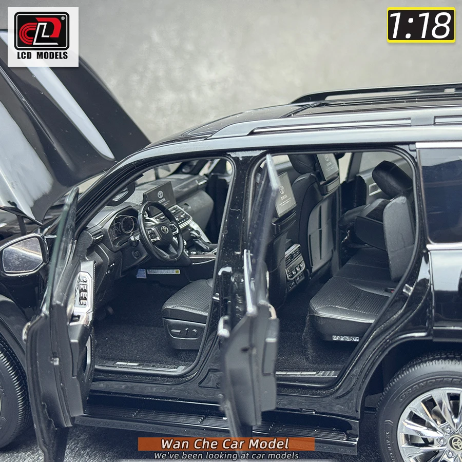 Toyota Land Cruiser LC300 ZX Diecast Model 1/18 14 Toyota Land Cruiser LC300 ZX Diecast Model 1/18 - Image 14