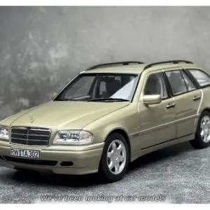 1/18 Scale Benz C-Class T-Model Diecast Model 25 S1eaca4173a814e5fbdff80850b222f90Q