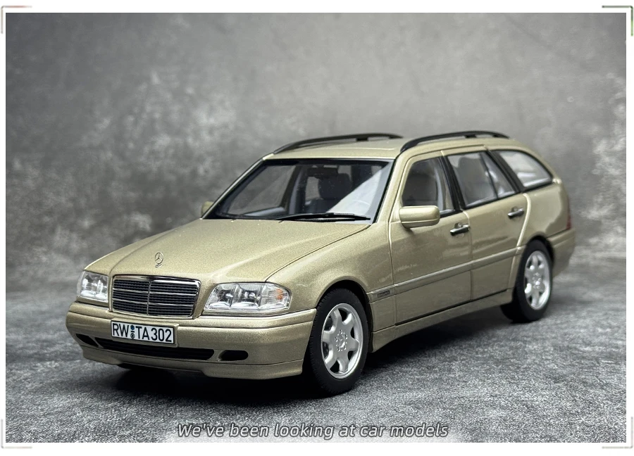 1/18 Scale Benz C-Class T-Model Diecast Model 7 1/18 Scale Benz C-Class T-Model Diecast Model - Image 7