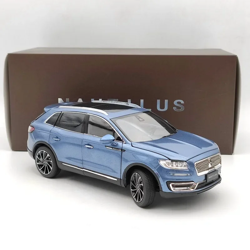 1/18 Lincoln Nautilus SUV Glossy Blue Model 5 1/18 Lincoln Nautilus SUV Glossy Blue Model - Image 5
