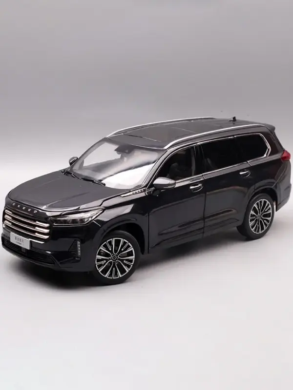 Chery EXEED VX 2022 Diecast Model 1:18 Scale - Image 7