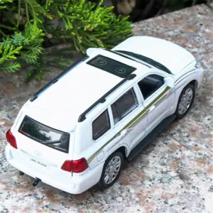 1:32 Black Toyota Land Cruiser Prado Model 13 S234fd3e5c55745aba79491b4237cec6cu