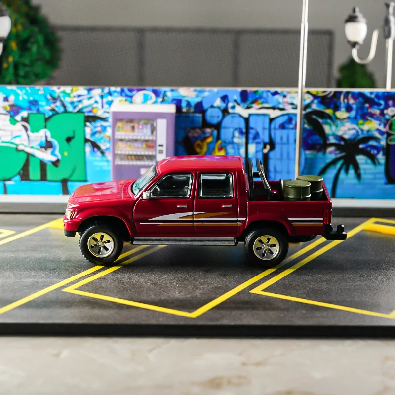 1/64 Scale Toyota Hilux Diecast Model Set 6 1/64 Scale Toyota Hilux Diecast Model Set - Image 6