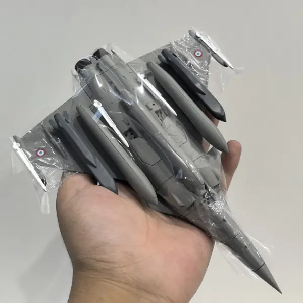 Diecast 1/72 Scale Dassault Rafale B Model - Image 3