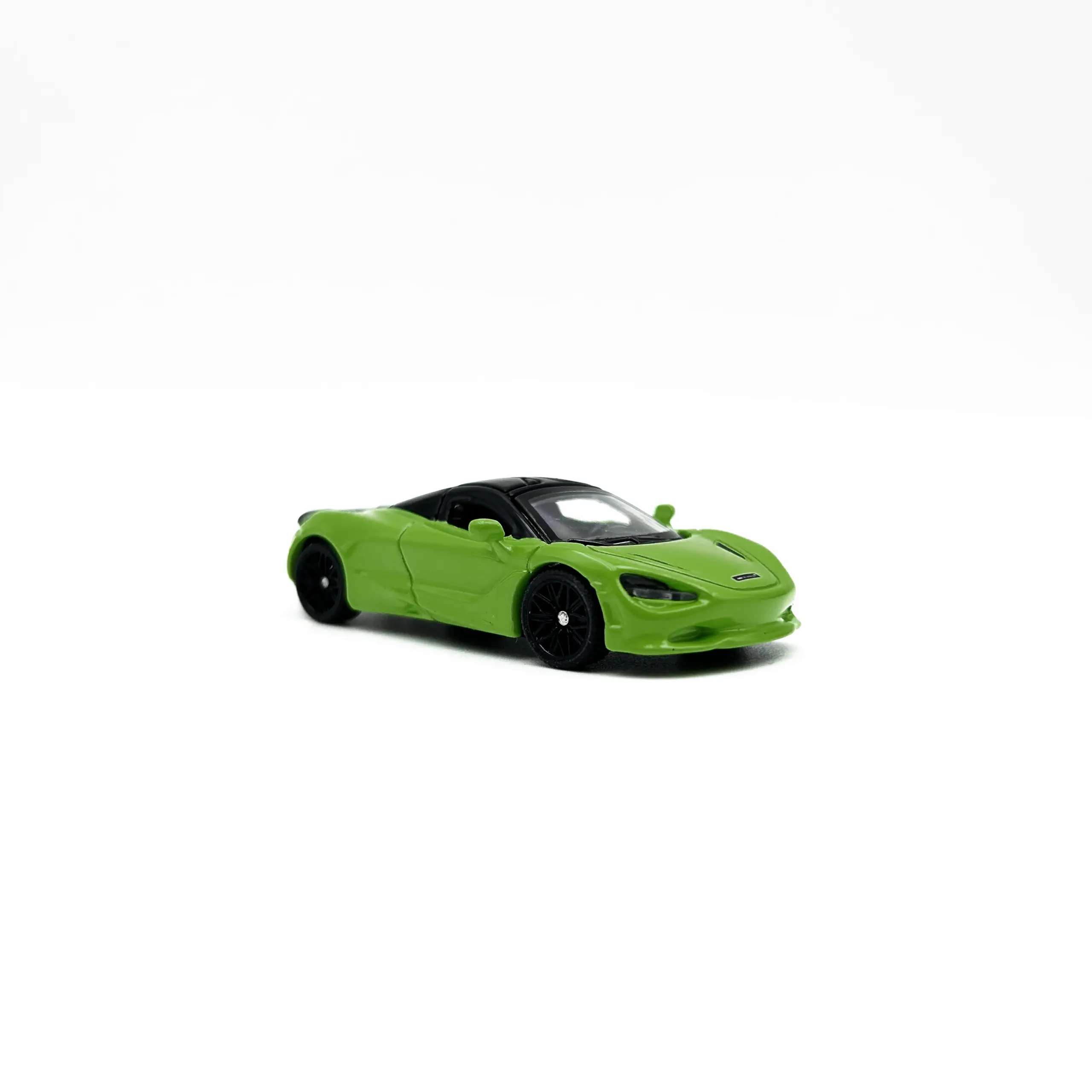Bright Green McLaren 750S Die-Cast Model 5 Bright Green McLaren 750S Die-Cast Model - Image 5